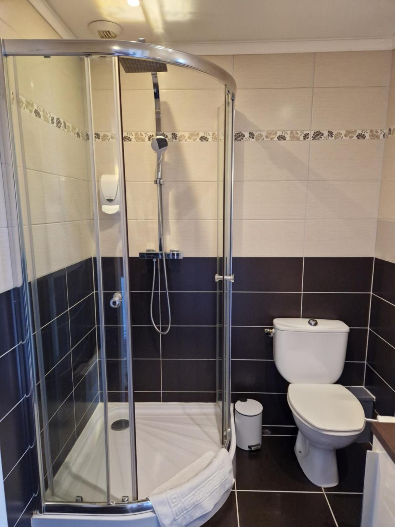 Hotel Bal