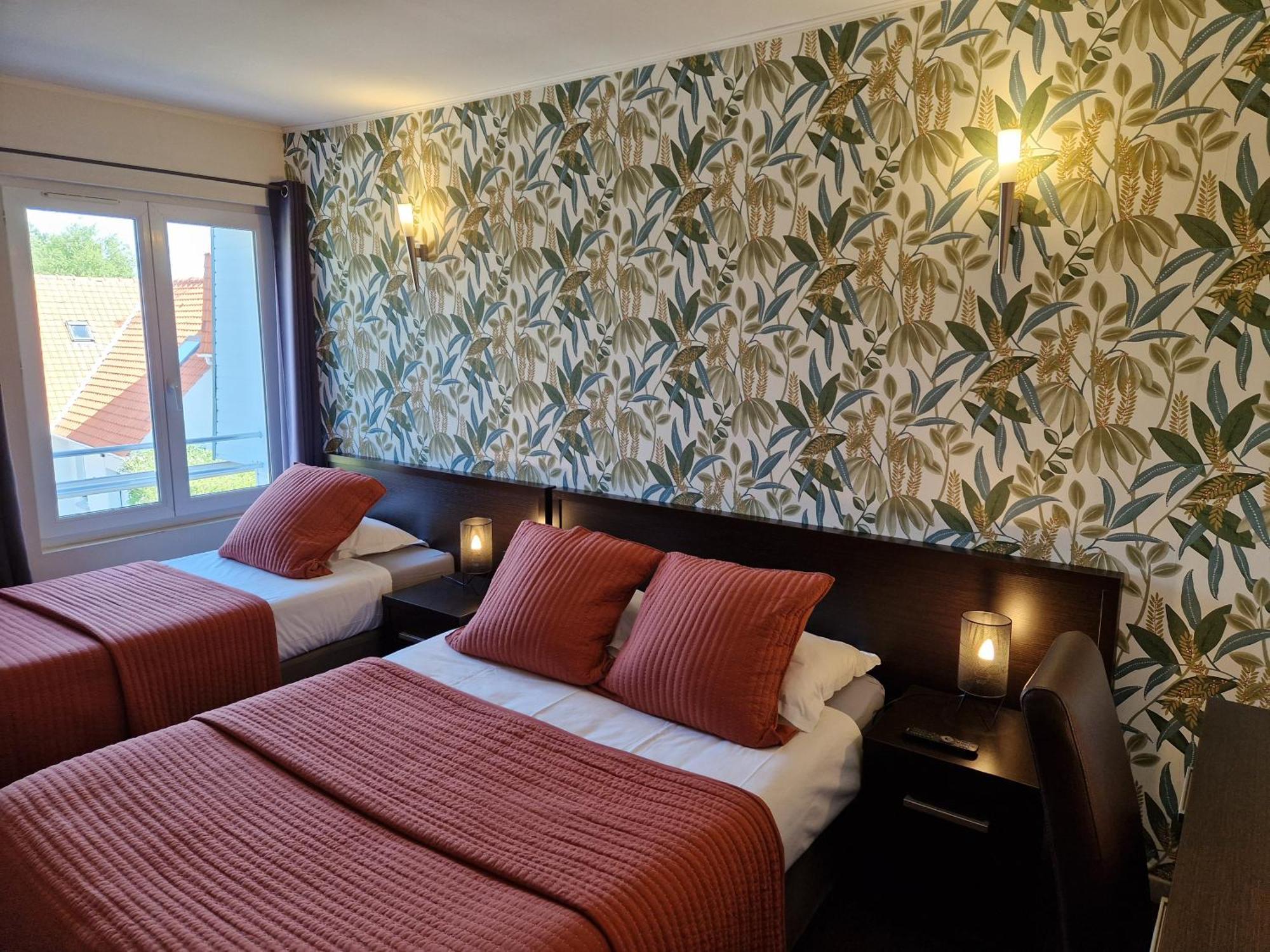 Bal Hotel